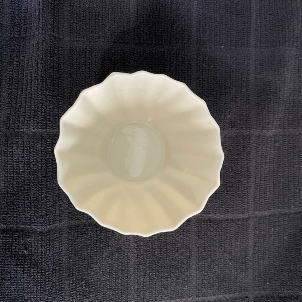 Belleek Shell Cream Sugar Set - Picture 4 of 5